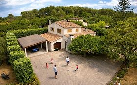 Grande maison de vacances jusqu'à 15 personnes, à quelques pas d'Aix-en-Provence